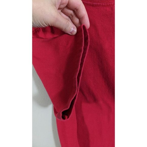 My Chemical Romance Red Graveyard Band Tee T-shirt Size Small MCR 100% Cotton - Picture 12 of 13